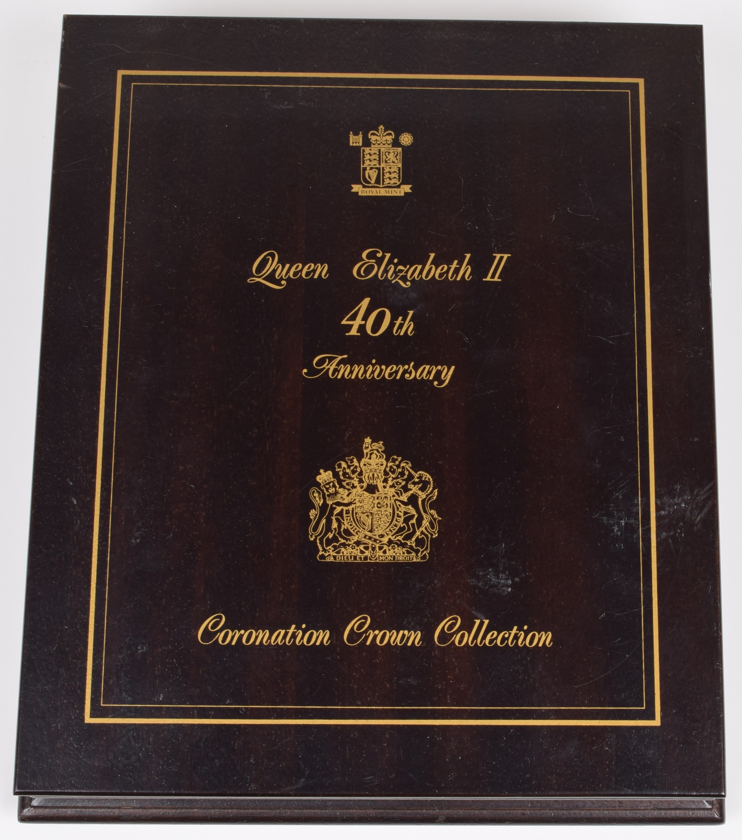 Lot 11 - A Royal Mint Queen Elizabeth II 40th