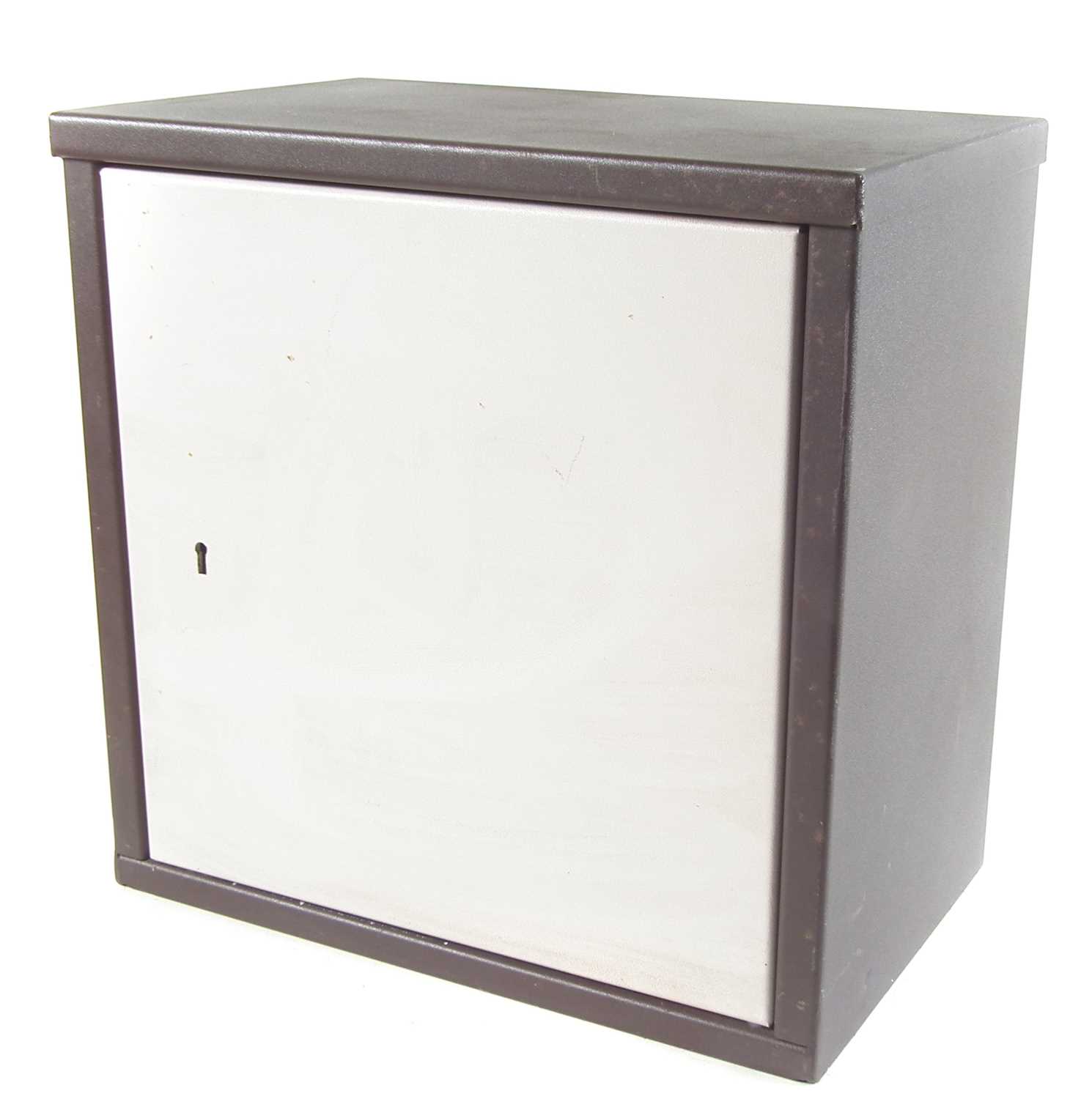 Lot 268 - Steel ammunition safe