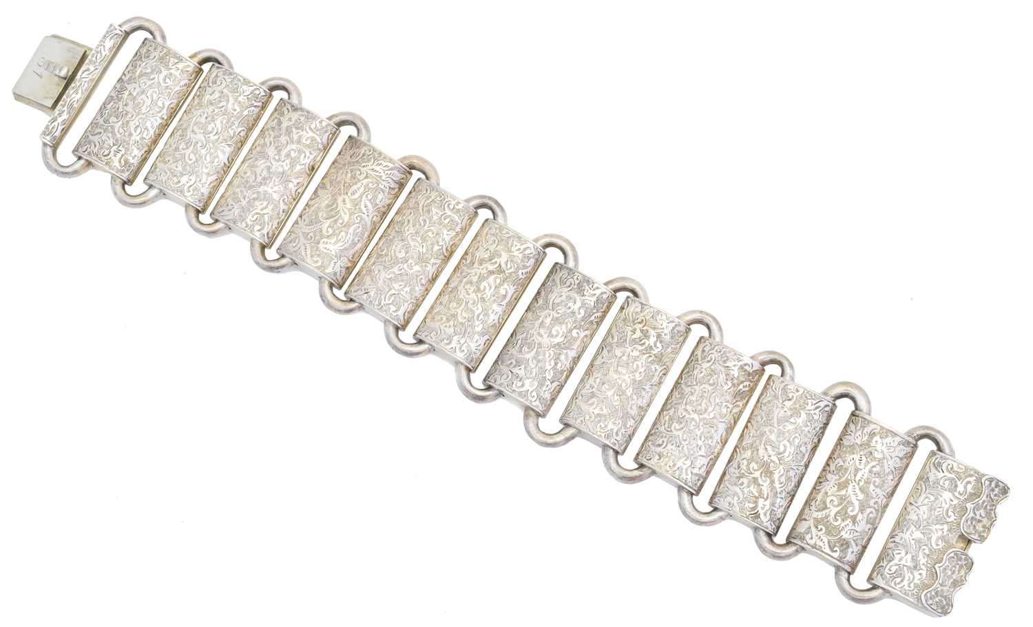 Lot 8 - A Victorian silver cuff bracelet