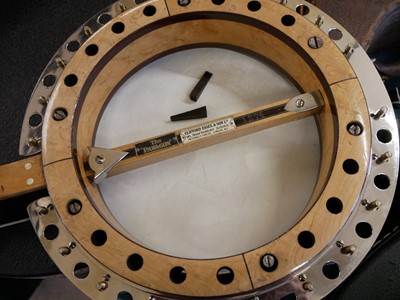 Lot 214 - Clifford Essex paragon tenor banjo