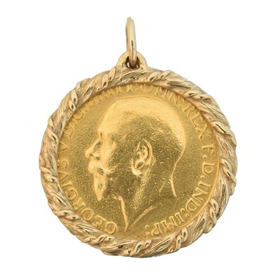 Lot 16 - A George V sovereign