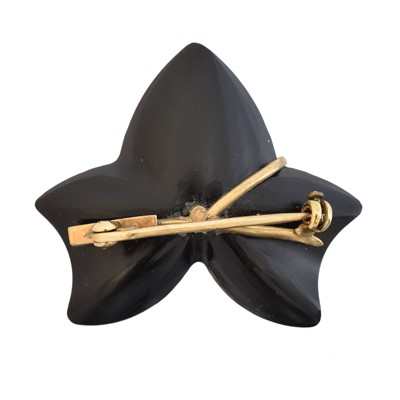 Lot 10 - An early 20th century bug brooch