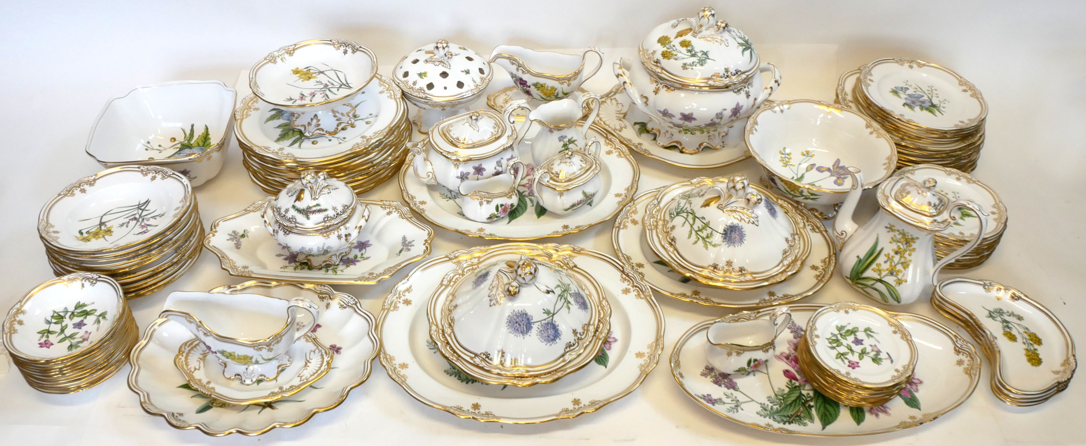 Spode Stratford Flowers 三角皿 上部より14.5×2.5 Lot 128 - Spode Stafford Flowers tea, coffee and