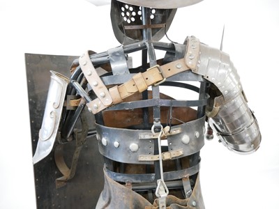Lot 366 - Murmillo Gladiator suit of armour