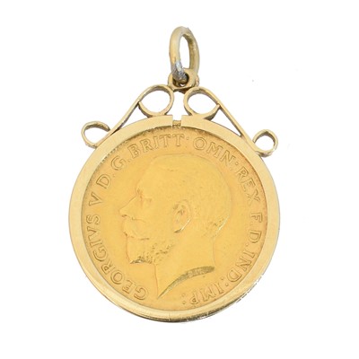 Lot 79 - A George V half sovereign