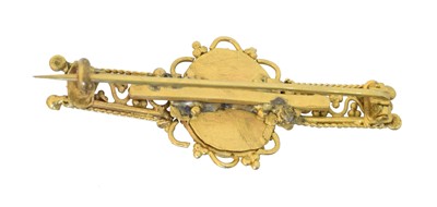 Lot 16 - An opal brooch