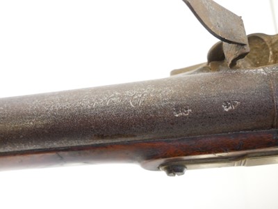 Lot 17 - Flintlock officers fusil with bayonet