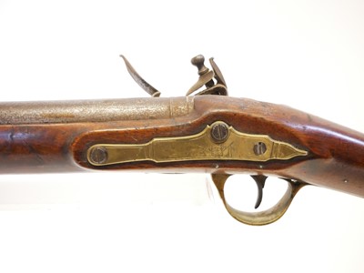Lot 17 - Flintlock officers fusil with bayonet