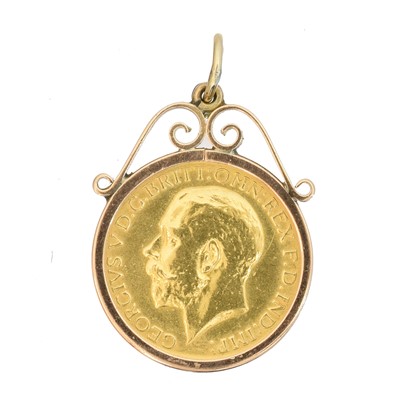 Lot 50 - A George V sovereign