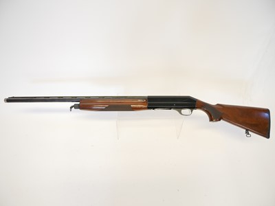 Lot 445 - Benelli Centro 12 bore semi automatic shotgun LICENCE REQUIRED