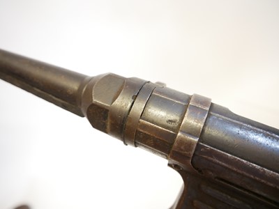 Lot 99 - Deactivated German WWII MP40 9mm submachine