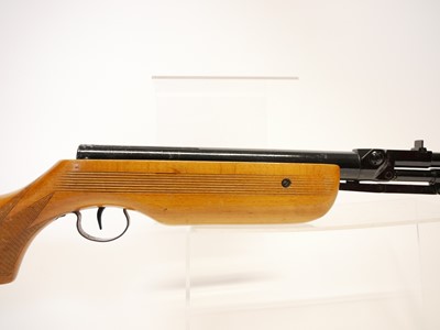 Lot 135 - Relum .177 Tornado air rifle, serial number...