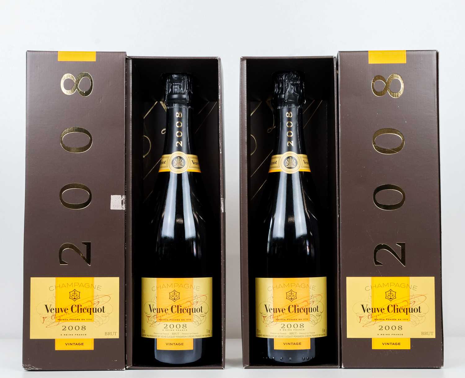 Lot 84 - 2 bottles Champagne Veuve Clicquot Vintage 2008