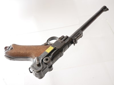 Lot 113 - Deactivated German WWI DWM Artillery Luger 9mm...