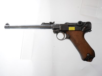Lot 113 - Deactivated German WWI DWM Artillery Luger 9mm...