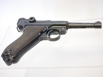 Lot 96 - Deactivated German WWII Mauser PO8 Luger 9mm...