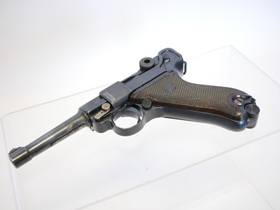 Lot 96 - Deactivated German WWII Mauser PO8 Luger 9mm...