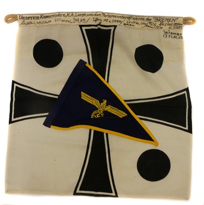 Lot Unissued Kriegsmarine officer's car pennant,...