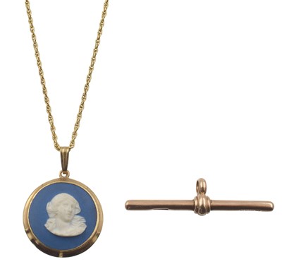 Lot 135 - A 9ct rose gold detached T-bar and gold-plated Wedgwood pendant