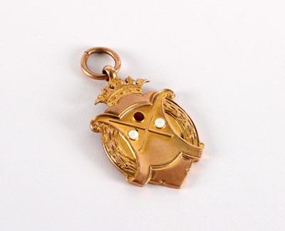 Lot 58 - A George V 9ct Rose and Yellow Gold Billiards Medal