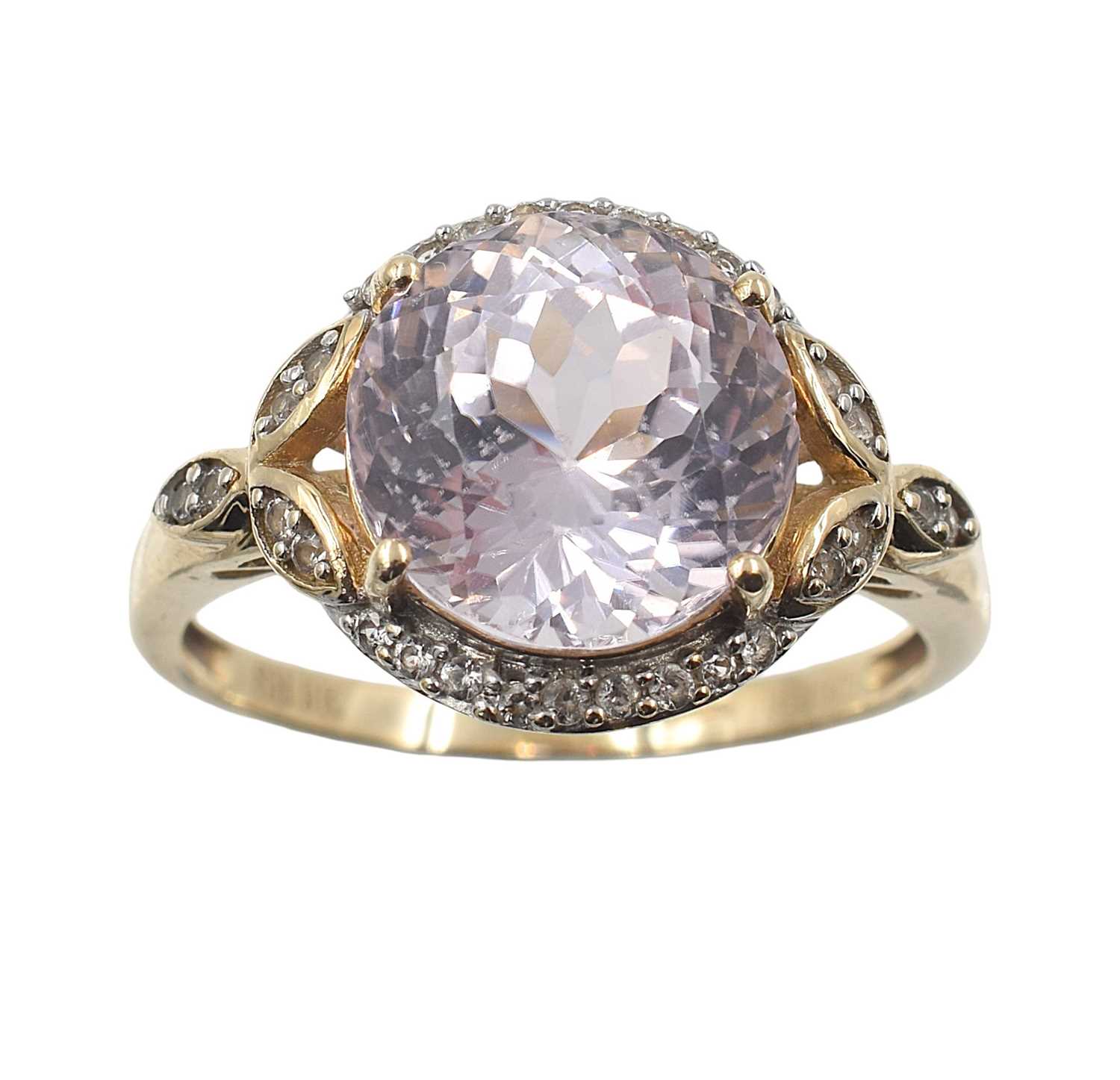 Lot 14 - A 9ct gold and kunzite ring by Thomas Rae