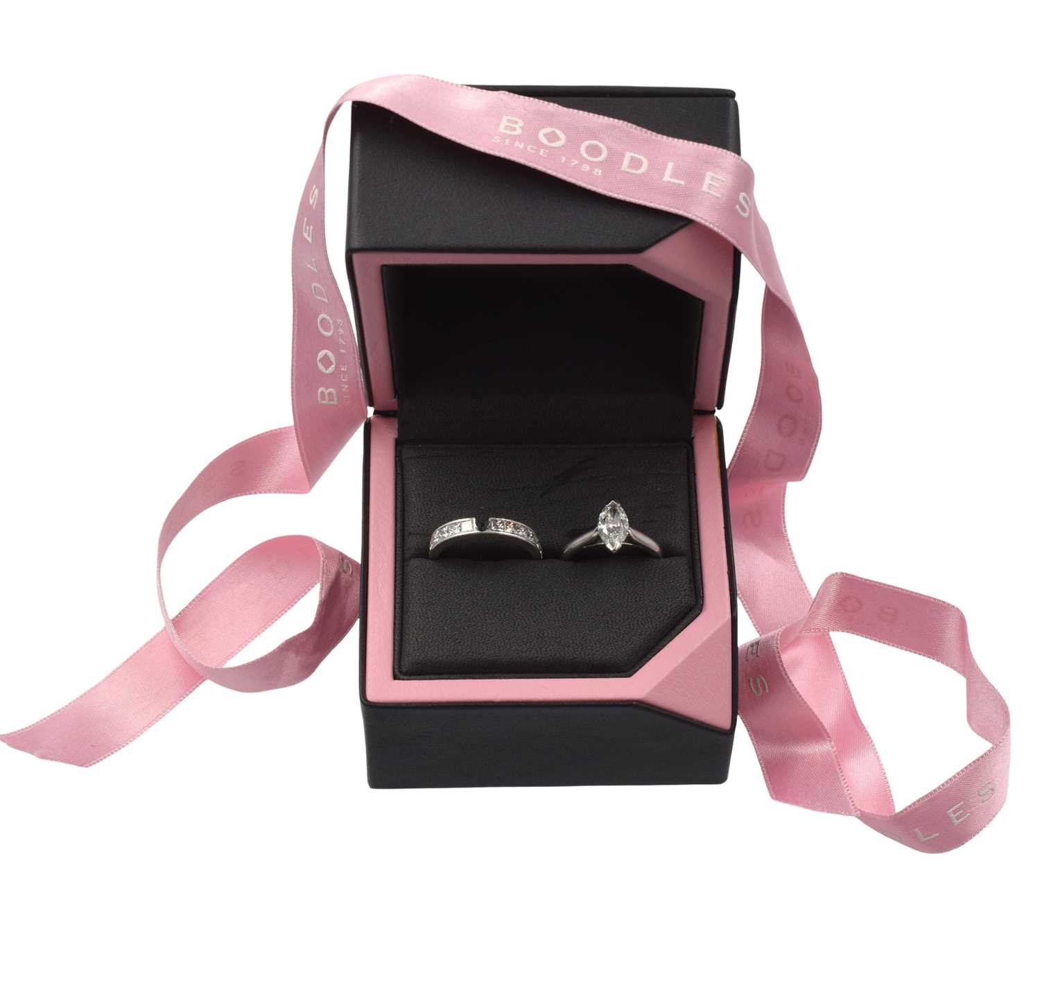 Lot A Diamond and platinum ring set, by Boodles