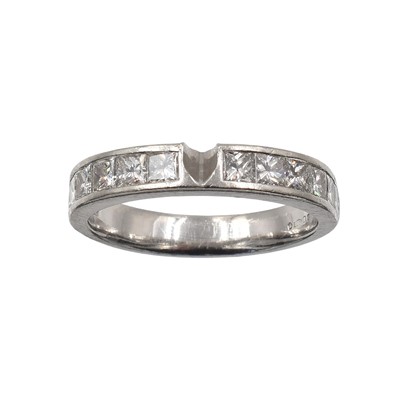 Lot A Diamond and platinum ring set, by Boodles