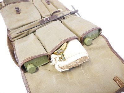 Lot Deactivated 7.92mm MG53 belt fed machine gun...