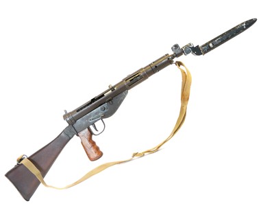 Lot Deactivated Sten Mk V 9mm submachine gun,...