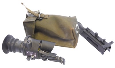 Lot Trilux L2A2 infantry sight unit for the SLR...