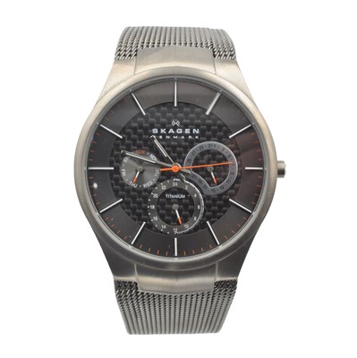 Lot 120 - A gentleman's Skagen watch