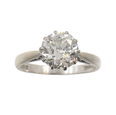 Lot 49 - An 18ct white gold diamond solitaire ring