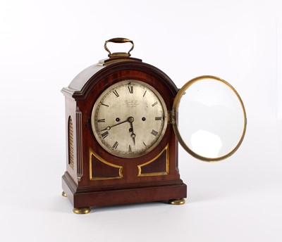Lot 166 - A Good Early 20th Century Mahogany Bracket Clock in the Regency Style