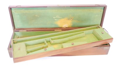 Lot Mahogany gun case, to fit a single double...