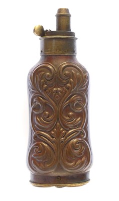 Lot Three-way powder flask, with copper body...
