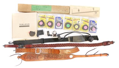 Lot Collection of shooting accessories, to include...