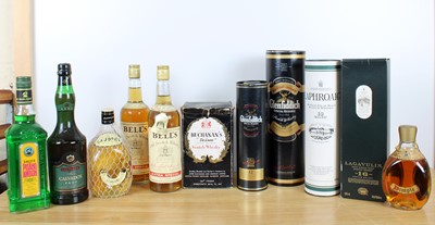 Lot 45 - 11 bottles including Litre and half bottles Mixed Lot Assorted Fine Malt Whiskies