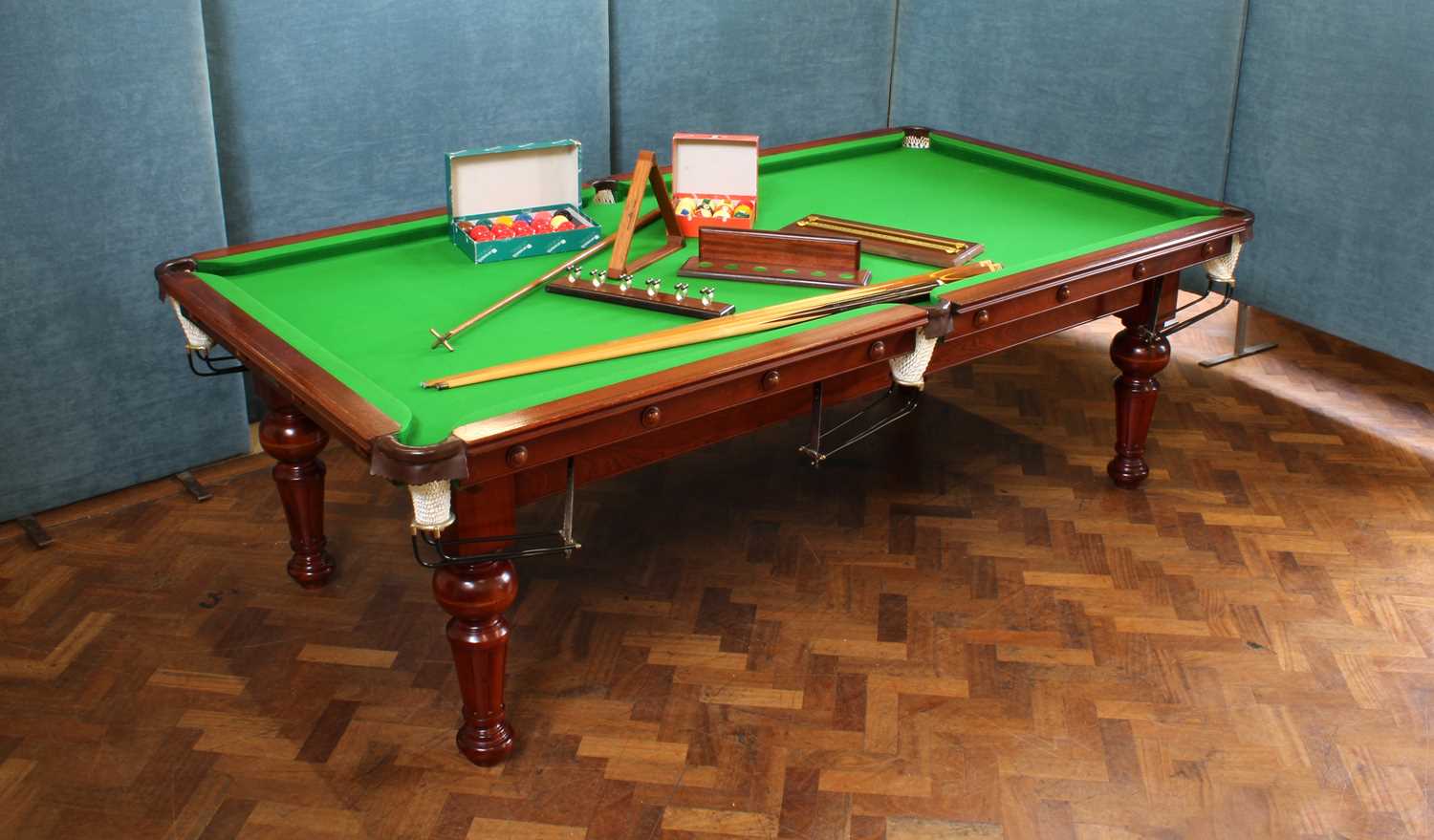 Lot 243 - A Good Half-Size Triple Purpose Snooker/Pool, Dining and Table Tennis Table