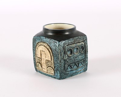 Lot Troika Pottery, St. Ives