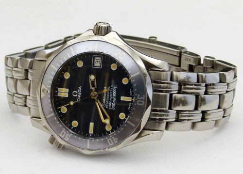 Lot 353 - Omega seamaster professional wristwatch.
