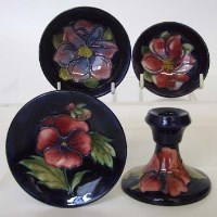 Lot 209 - 4 pieces of Moorcroft.