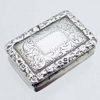 Lot 340 - George IV vinaigrette - Nathaniel Mills.