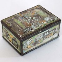 Lot 415 - French mother-of-pearl snuff box.