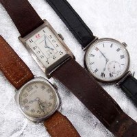 Lot 431 - Three Longines wristwatches