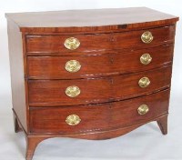 Lot 689 - Mahogany bow fronted chest